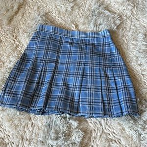 Free People plaid, pleated mini skirt. Size 4. Like new.